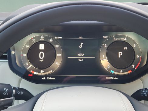 New 2026 Land Rover Range Rover Long Wheelbase SE image 16