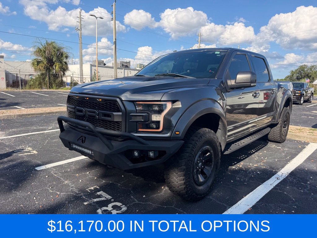 Used 2018 Ford F150 Raptor w/ Equipment Group 802A Luxury AWD/4WD image 3