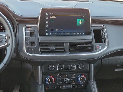 Used 2024 Chevrolet Tahoe LT image 10