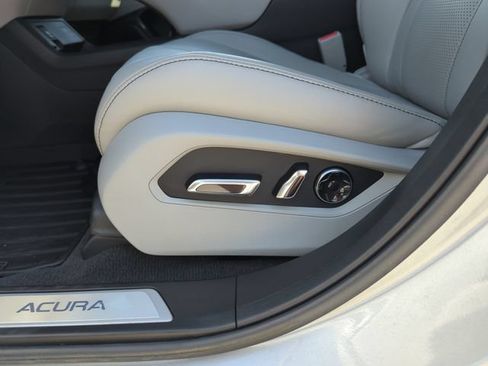 Certified 2023 Acura RDX FWD w/ Technology Package image 12