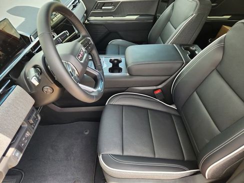 New 2026 GMC Sierra EV Elevation w/ Premium Package AWD/4WD image 23