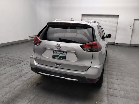 Used 2020 Nissan Rogue SV FWD image 7