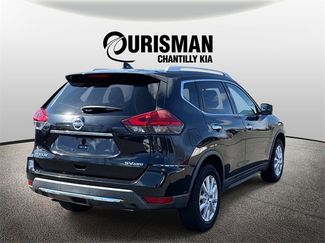 Used 2017 Nissan Rogue SV w/ SV Premium Package video 2