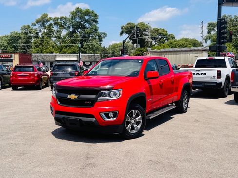 Used 2015 Chevrolet Colorado Z71 AWD/4WD image 2