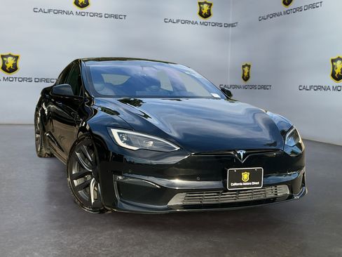 Used 2022 Tesla Model S image 3