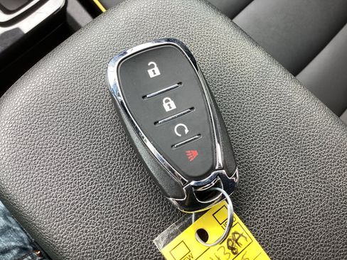 Certified 2025 Chevrolet TrailBlazer ACTIV image 33