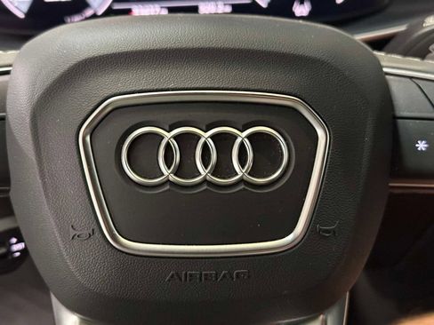 Used 2023 Audi Q8 Premium Plus w/ Premium Plus Package AWD/4WD image 15