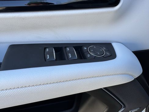 New 2026 Chevrolet Tahoe Premier AWD/4WD image 11