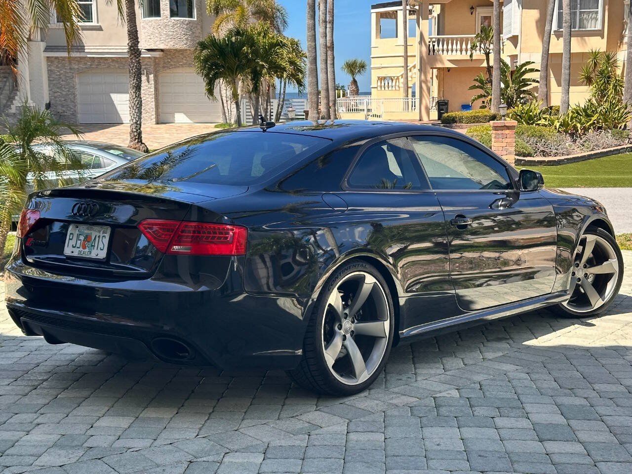 Used 2013 Audi RS 5 Coupe w/ Audi MMI Navigation Plus Pkg AWD/4WD image 5