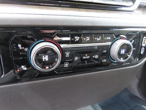 New 2026 Chevrolet Silverado 1500 LT w/ All Star Edition Plus image 28