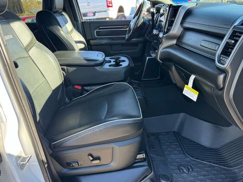 Used 2022 RAM 3500 Laramie AWD/4WD image 22