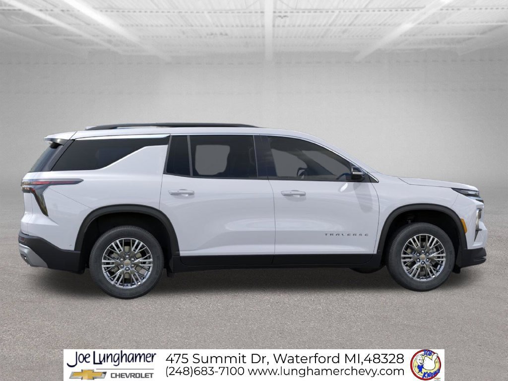 New 2027 Chevrolet Traverse LT w/ LPO, Floor Liner Package AWD/4WD image 5