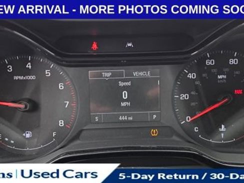 Used 2026 Chevrolet Trax LS w/ LS Convenience Package FWD image 16