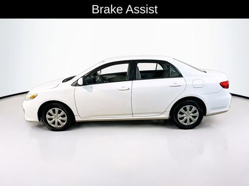 Used 2011 Toyota Corolla LE FWD image 4
