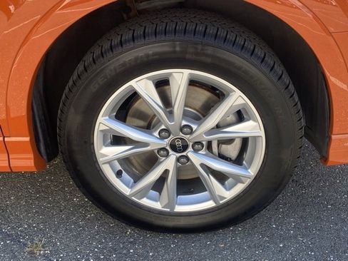 Used 2023 Audi Q3 2.0T Premium image 11