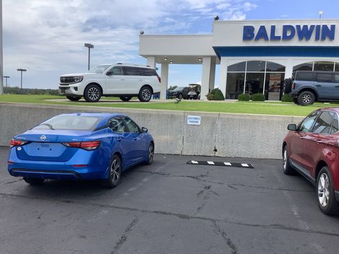 Used 2022 Nissan Sentra SV w/ All-Weather Package image 7