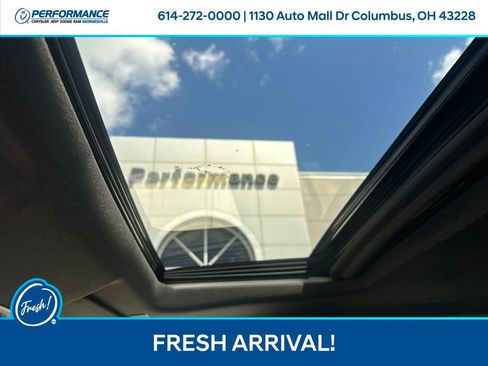 Used 2021 GMC Sierra 1500 AT4 w/ AT4 Premium Package AWD/4WD image 23