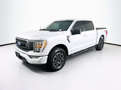 Used 2022 Ford F150 XLT w/ Equipment Group 302A High image 3