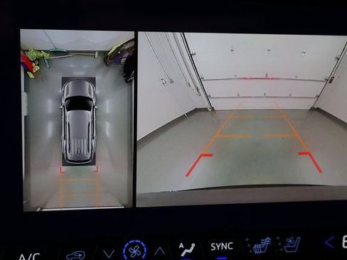 New 2026 Chevrolet Traverse RS w/ LPO, Floor Liner Package AWD/4WD image 25