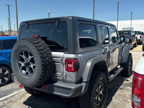 Used 2019 Jeep Wrangler Unlimited Rubicon AWD/4WD image 3