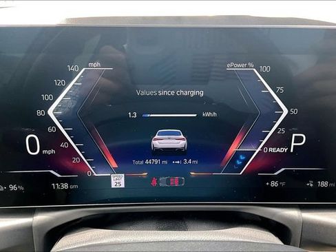 Used 2023 BMW i4 eDrive35 RWD image 22
