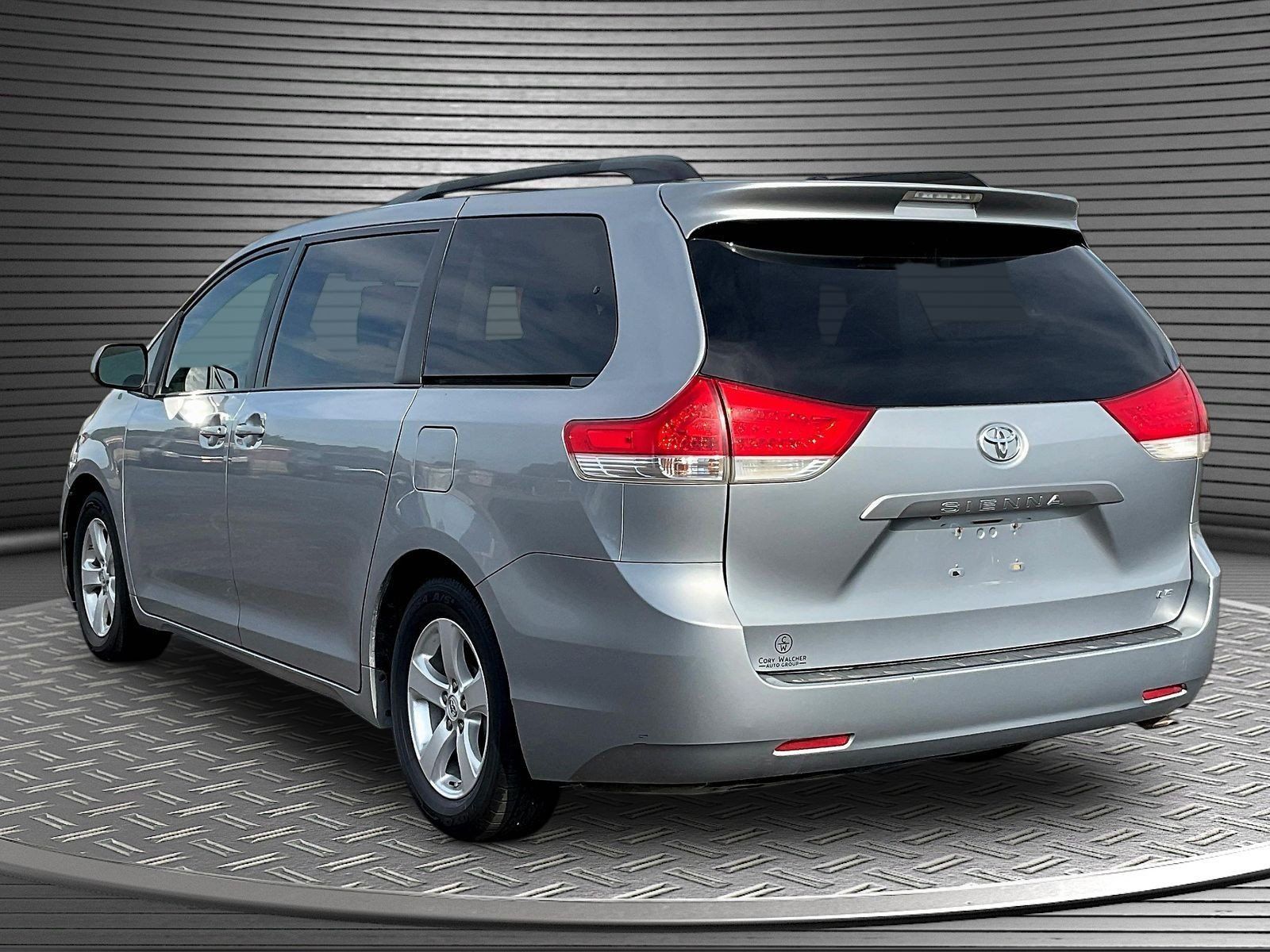 Used 2013 Toyota Sienna LE FWD image 5