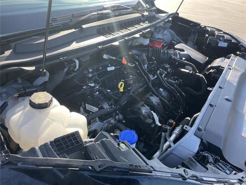 Used 2023 Ford Edge Titanium image 35