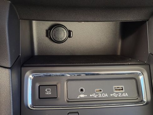 New 2026 Subaru Ascent Limited image 12