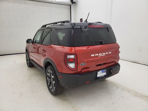 Used 2023 Ford Bronco Sport Outer Banks w/ Tech Package image 22