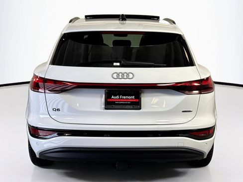 New 2025 Audi Q6 e-tron Premium Plus image 6