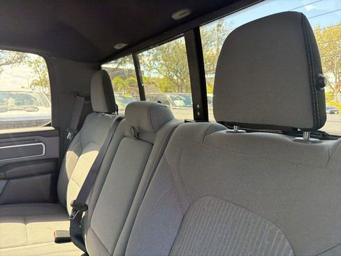 Used 2022 RAM 1500 Big Horn AWD/4WD image 9