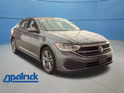 Used 2024 Volkswagen Jetta SE