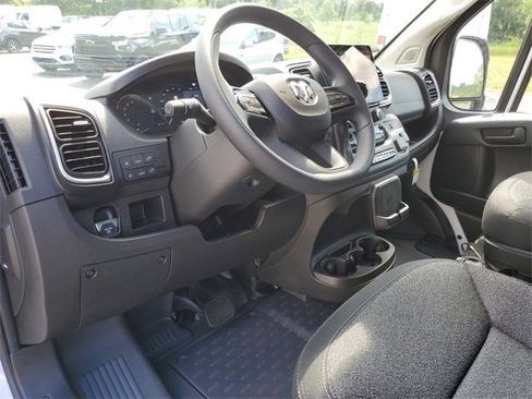 New 2024 RAM ProMaster 3500 w/ Quick Order Package 22G SLT image 18