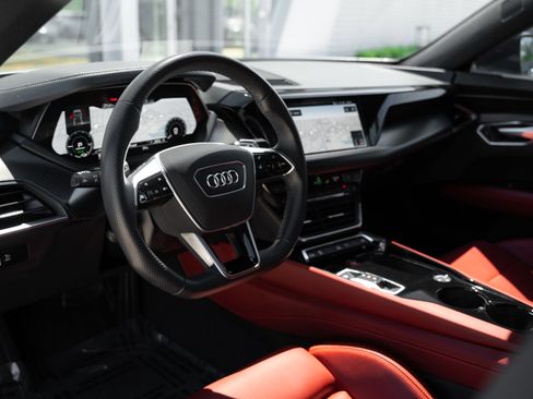 Certified 2022 Audi e-tron GT Premium Plus w/ Performance Package AWD/4WD image 11