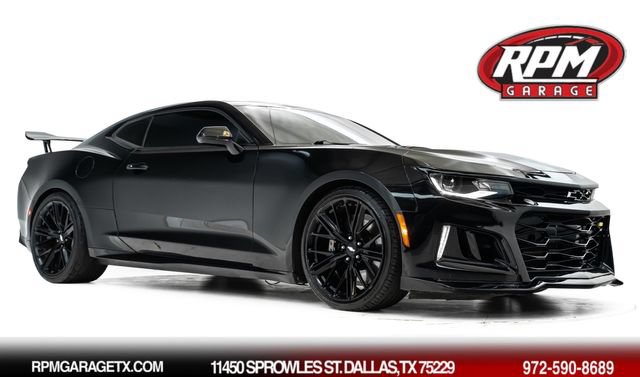 Used 2018 Chevrolet Camaro ZL1 RWD image 1