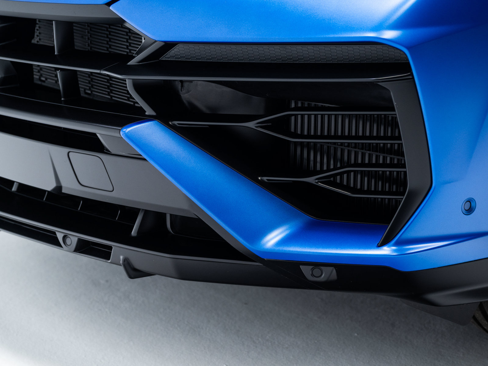 Used 2025 Lamborghini Urus SE AWD/4WD image 35