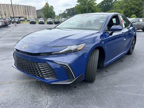 New 2026 Toyota Camry SE FWD image 7
