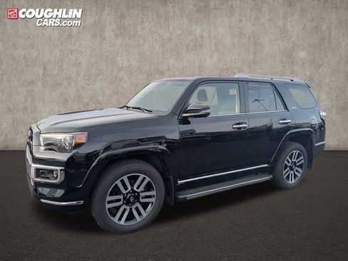 Used 2023 Toyota 4Runner Limited AWD/4WD image 4