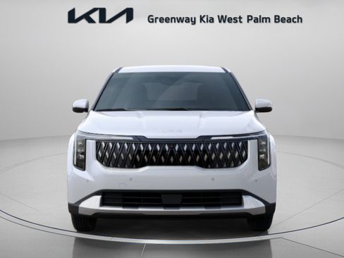 New 2026 Kia Carnival FWD image 2