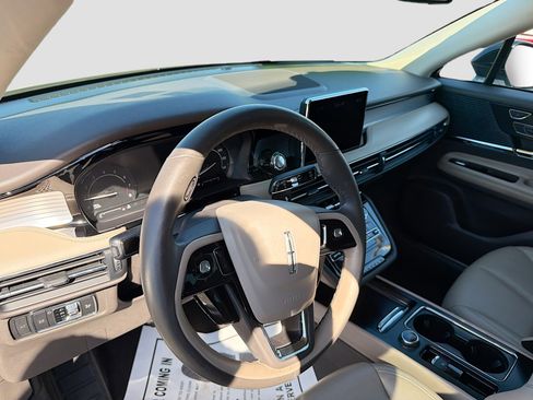 Used 2020 Lincoln Corsair FWD image 10