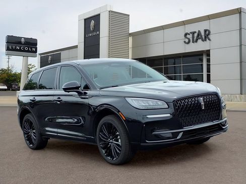 Used 2023 Lincoln Corsair AWD w/ Equipment Group 101A image 1