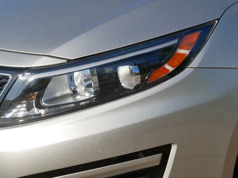 Used 2015 Kia Optima EX w/ EX Premium Package FWD image 16
