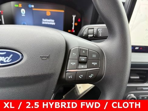 New 2025 Ford Maverick XL image 27