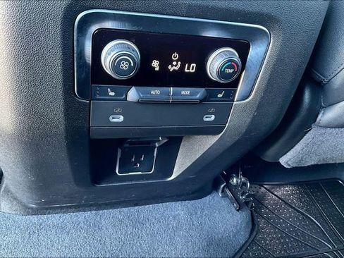 Used 2024 Chevrolet Tahoe RST w/ Luxury Package image 17