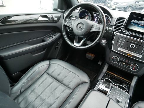 Used 2018 Mercedes-Benz GLS 450 4MATIC image 9