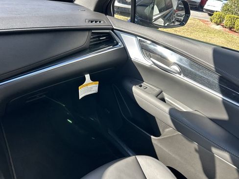 New 2026 Cadillac XT5 Premium Luxury w/ Driver Assist Package image 16