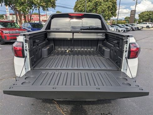 New 2025 Hyundai Santa Cruz Limited image 13