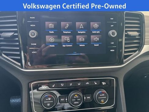 Certified 2023 Volkswagen Atlas SEL image 24