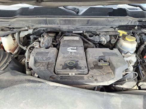 Used 2019 RAM 3500 Big Horn image 26