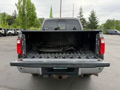 Used 2016 Ford F250 Lariat w/ Lariat Interior Package AWD/4WD image 28